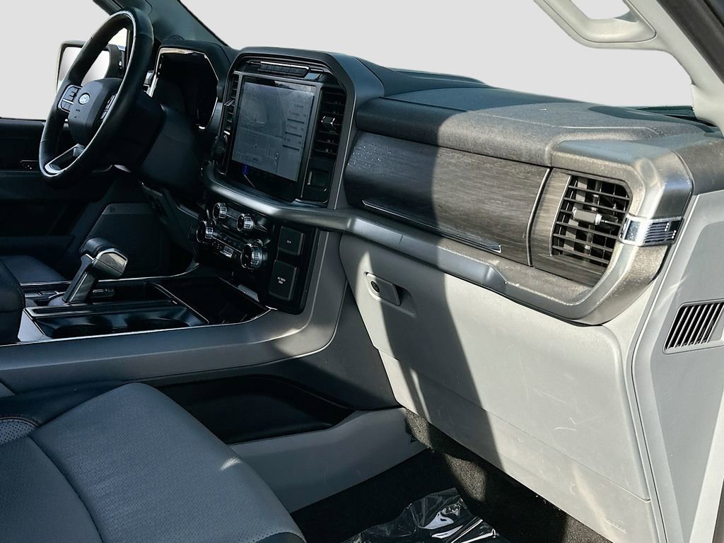 Used 2024 Ford F150 Lariat image 29