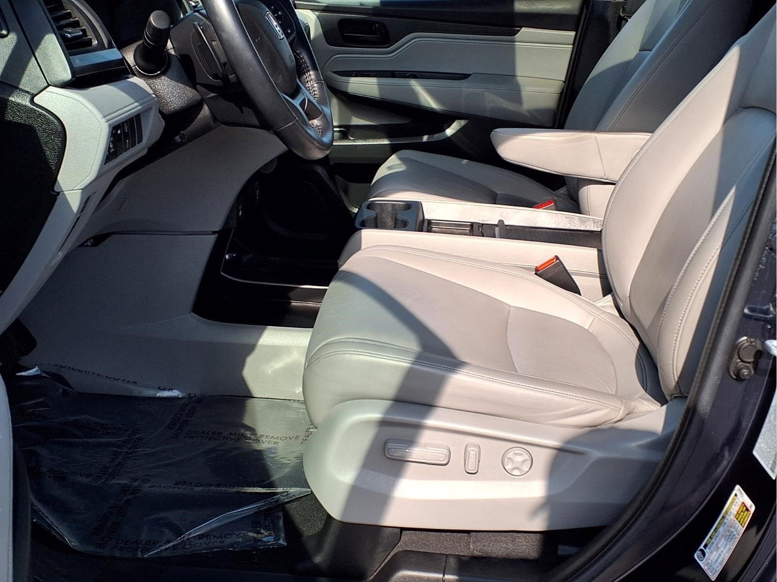 Used 2023 Honda Odyssey EX-L image 18