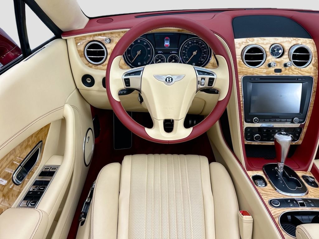 Used 2017 Bentley Continental GT image 18