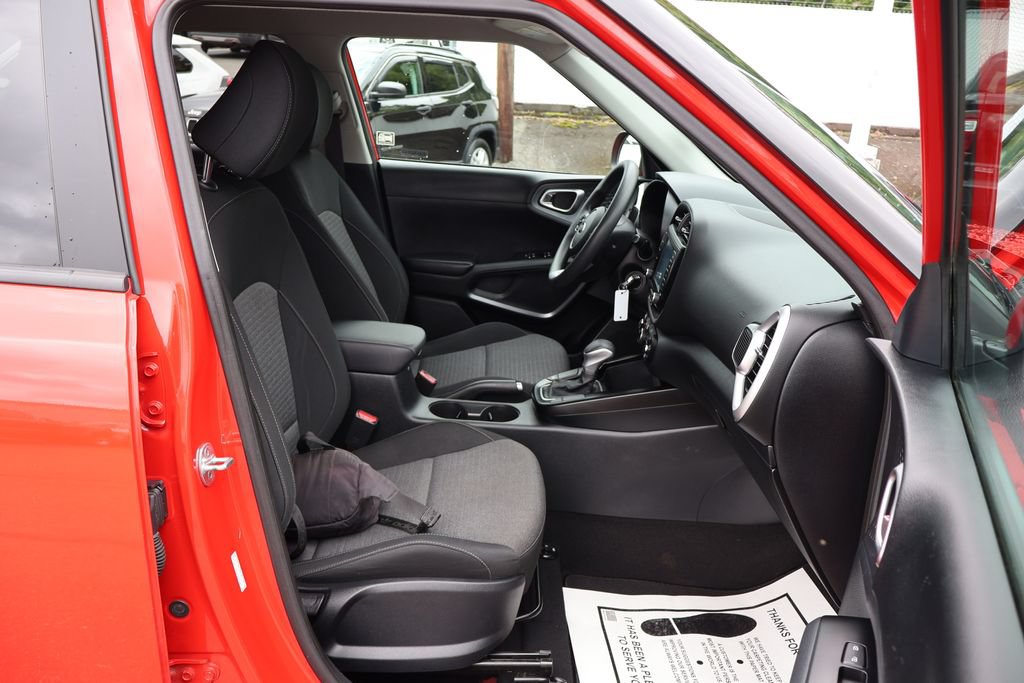 Used 2021 Kia Soul S FWD image 21