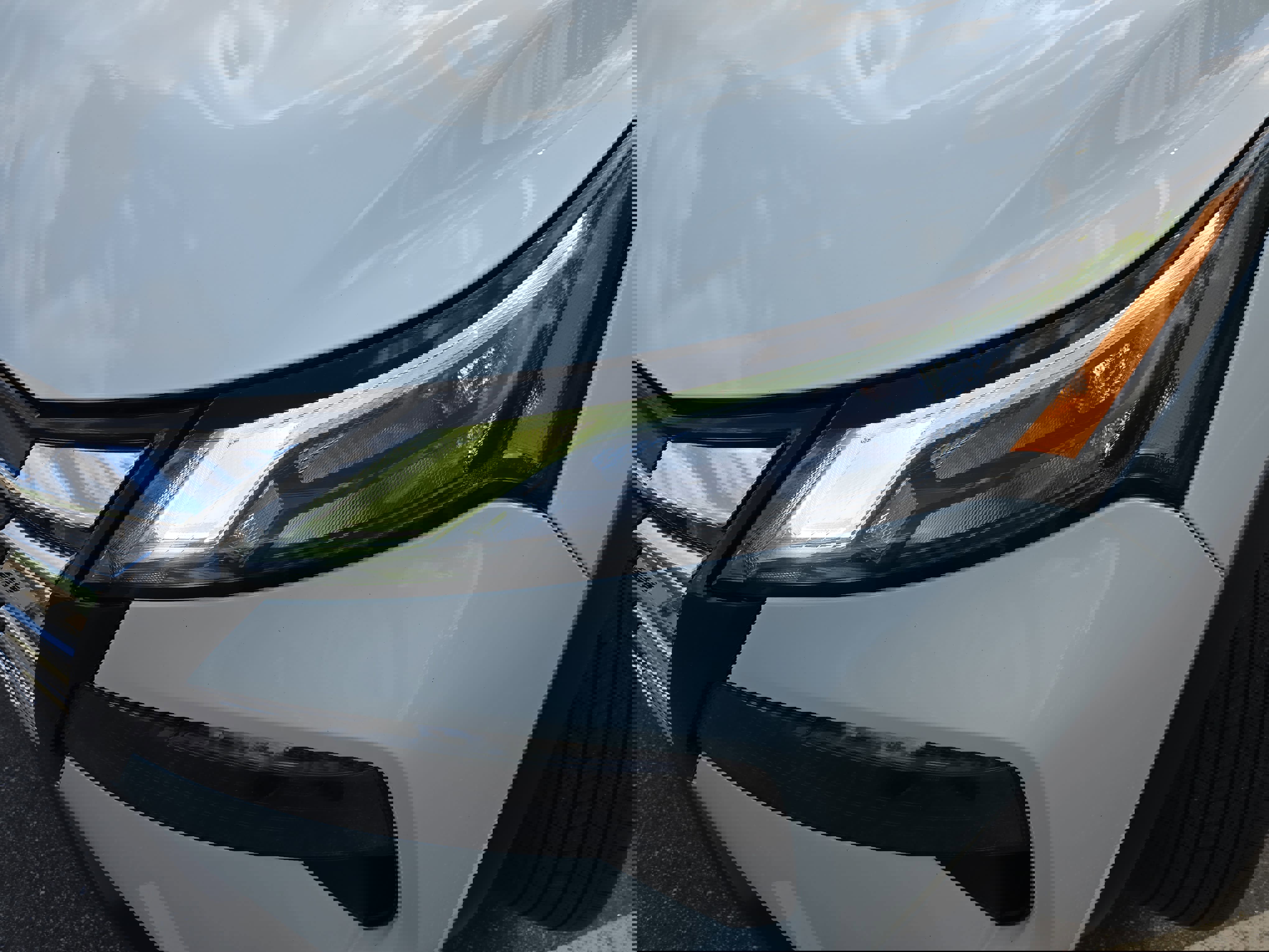 Used 2024 Nissan Rogue S FWD image 33