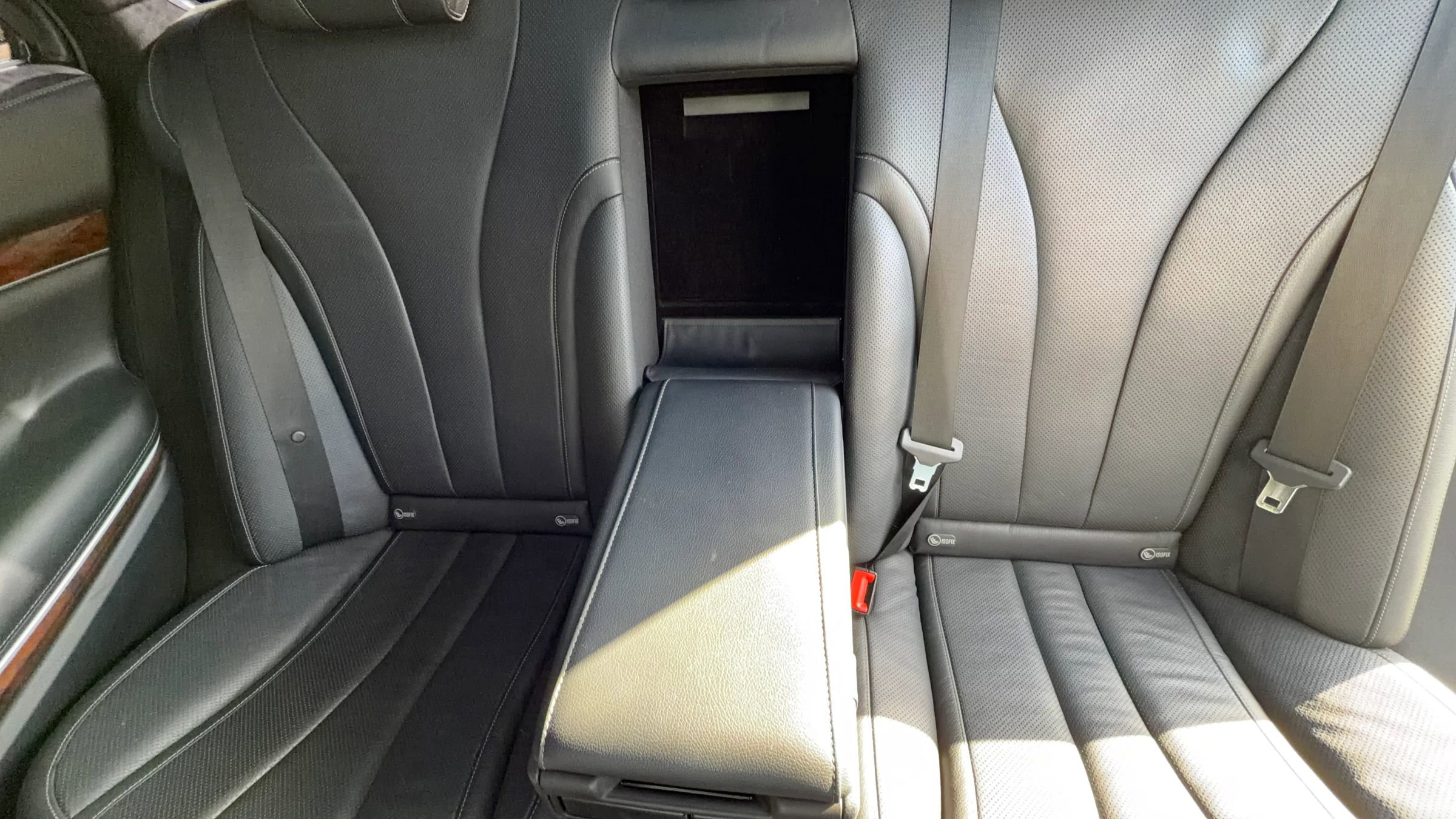 Used 2014 Mercedes-Benz S 550 Sedan w/ Sport Package Plus One image 28