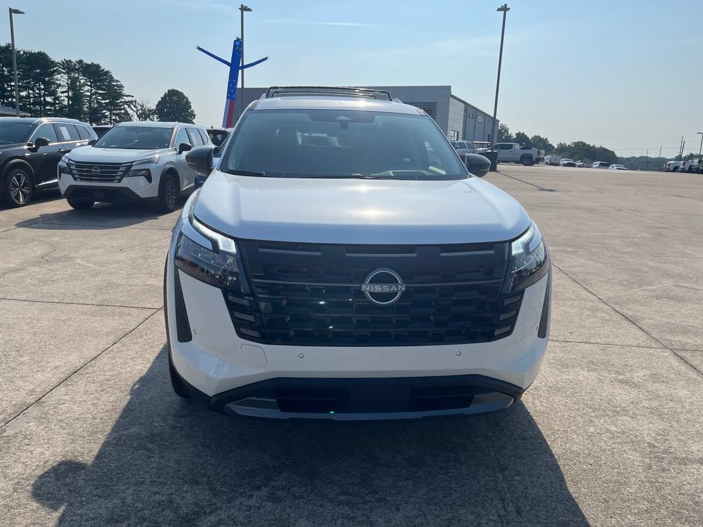 New 2026 Nissan Pathfinder Platinum AWD/4WD image 8