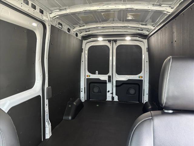 New 2025 Ford Transit 250 148 Medium Roof w/ Load Area Protection Package image 13