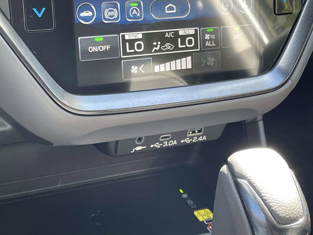 New 2025 Subaru Crosstrek 2.5i Limited w/ Crosstrek Mirror Package image 26