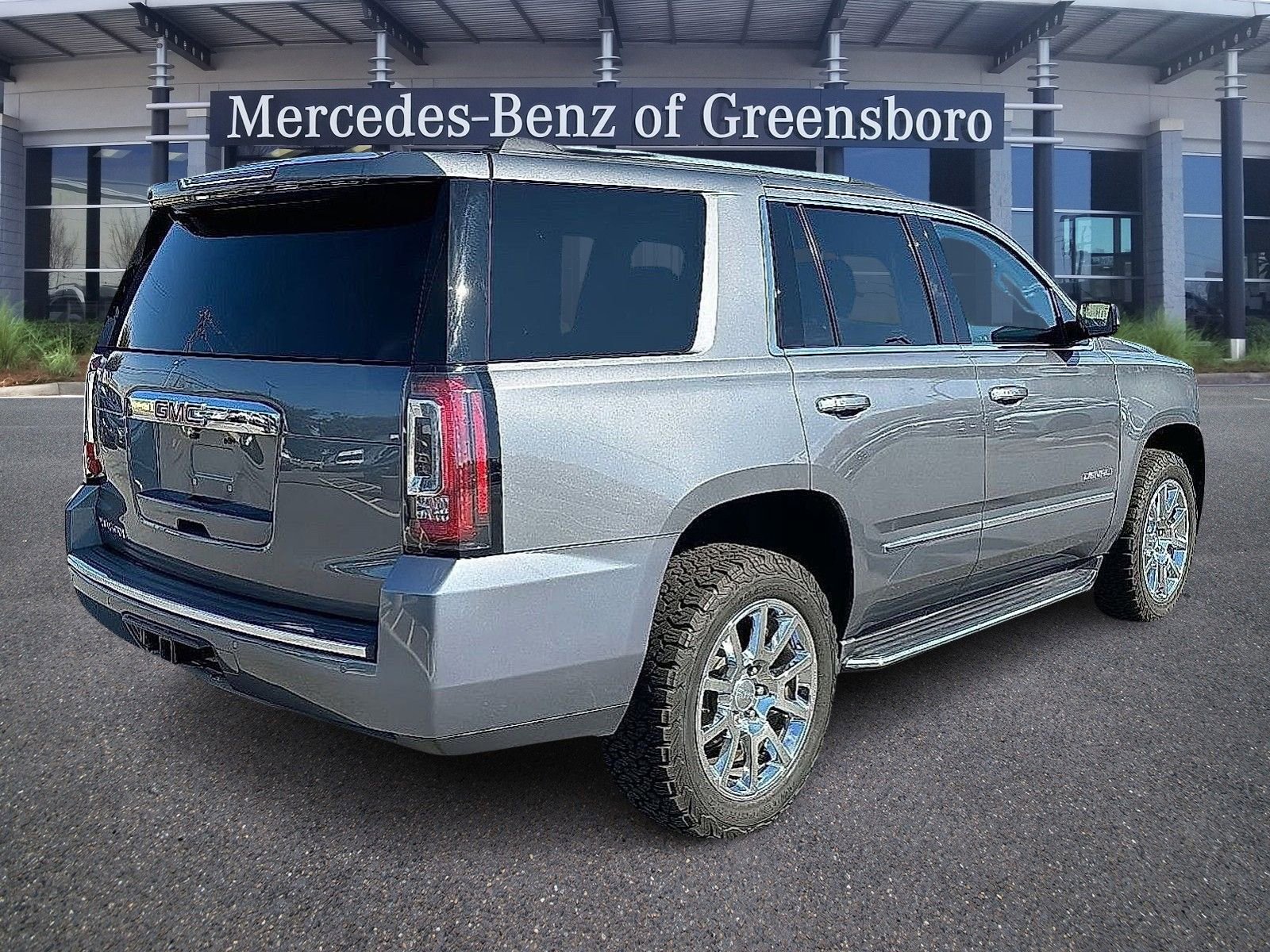 Used 2019 GMC Yukon Denali image 7