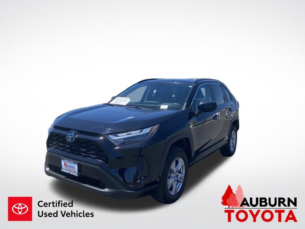 Certified 2024 Toyota RAV4 LE AWD/4WD image 4