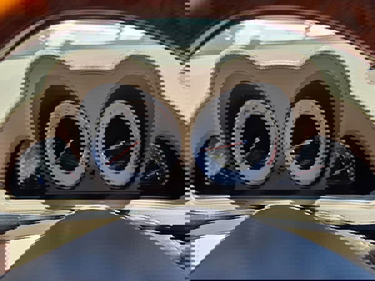 Used 2012 Mercedes-Benz SL 550 image 32