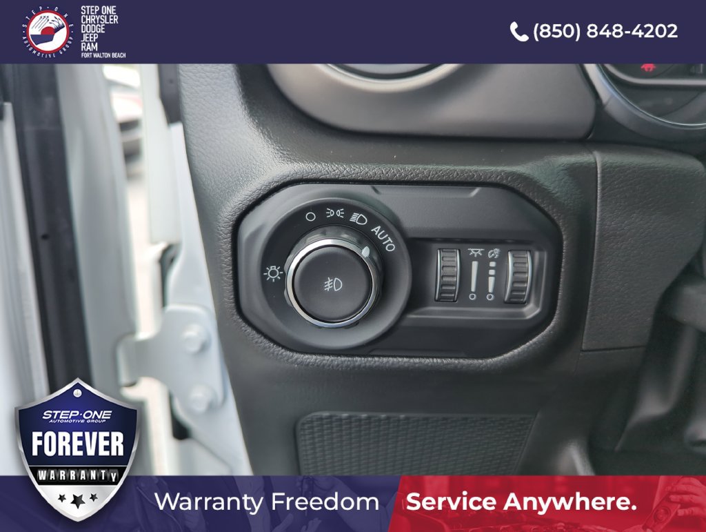 Used 2022 Jeep Wrangler Unlimited Sport AWD/4WD image 19