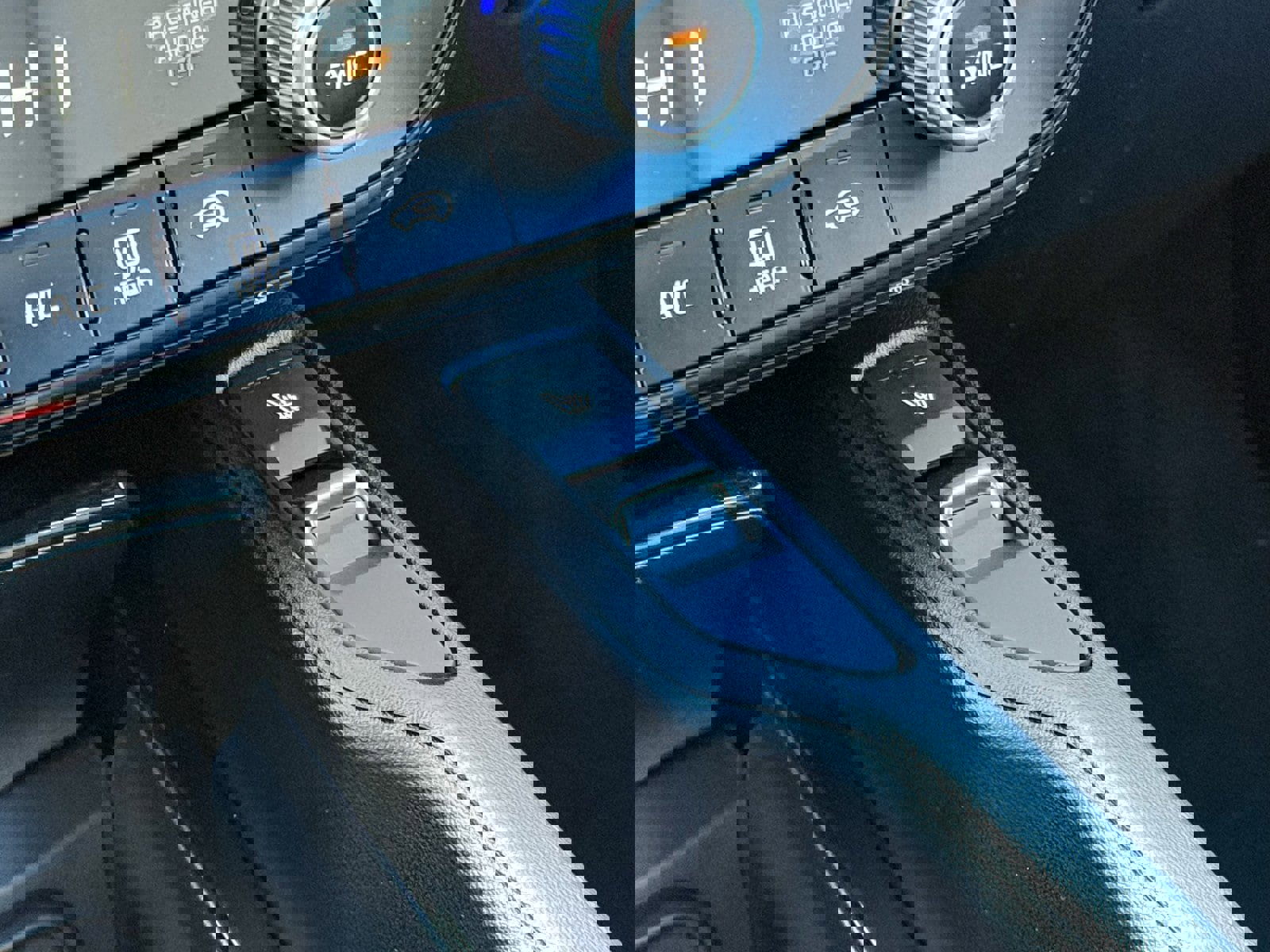 New 2025 Kia Telluride S image 22