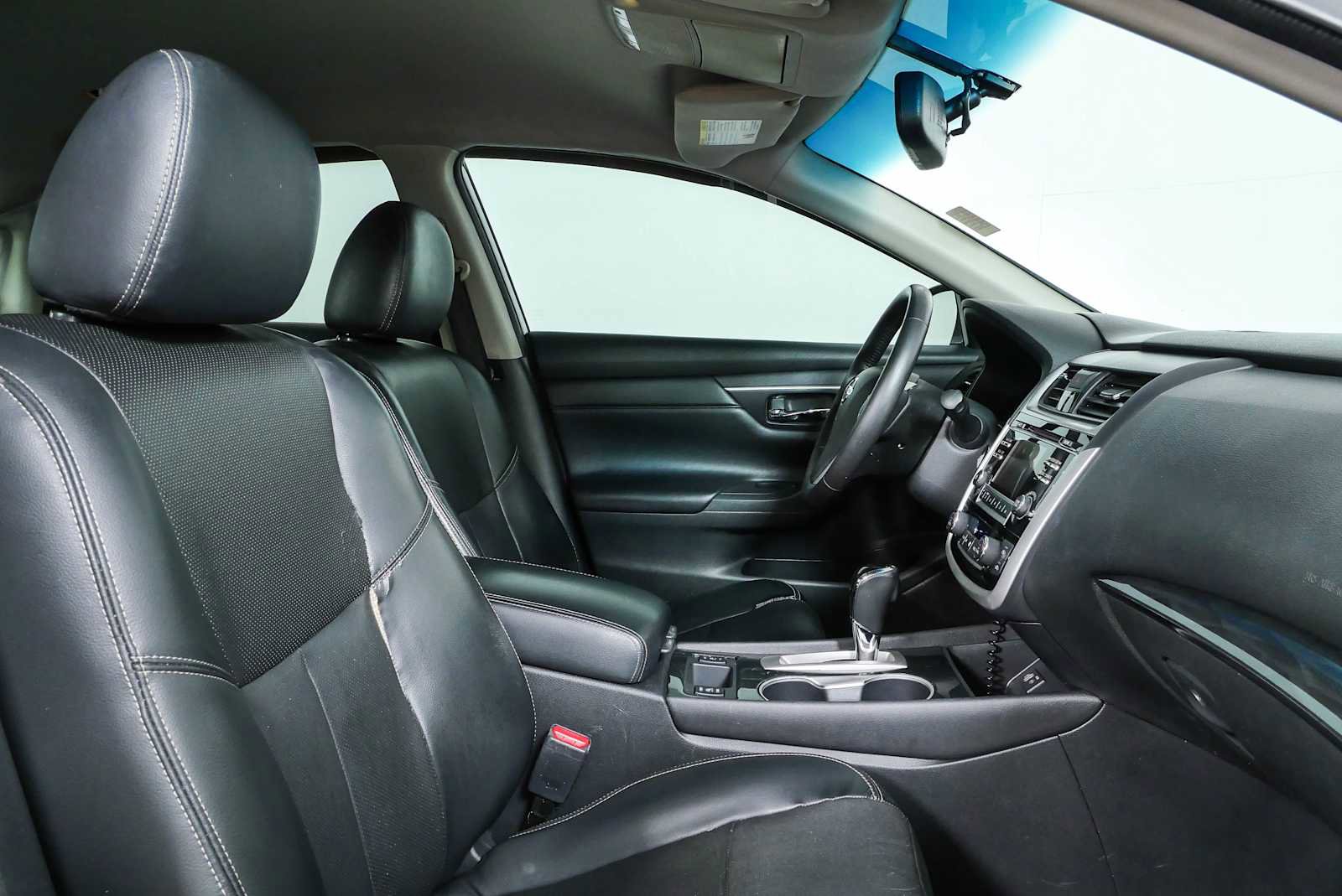 Used 2018 Nissan Altima 2.5 SL FWD image 21
