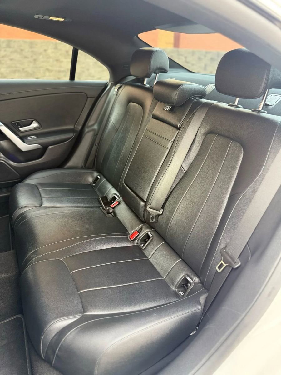 Used 2021 Mercedes-Benz CLA 250 image 35