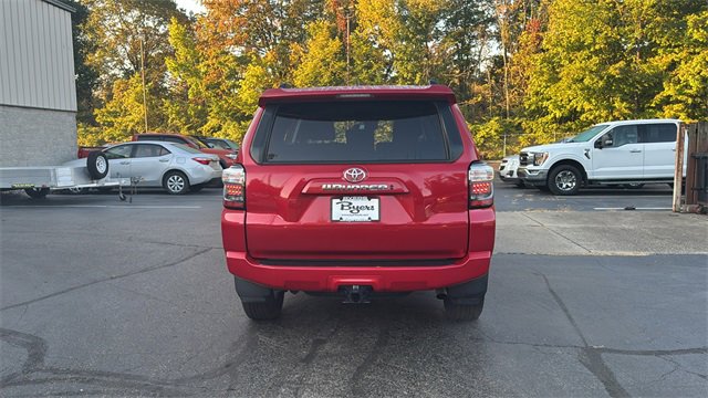 Used 2024 Toyota 4Runner SR5 image 31