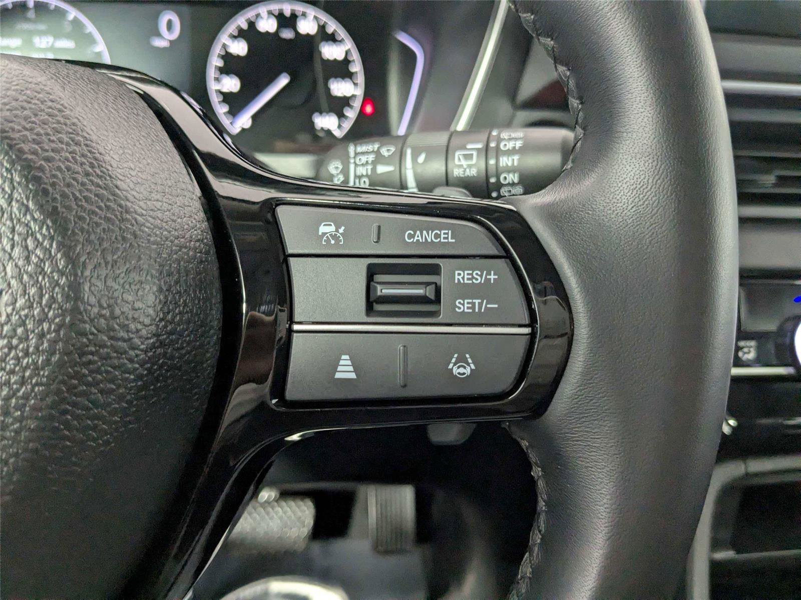 Used 2024 Honda Pilot EX-L image 18