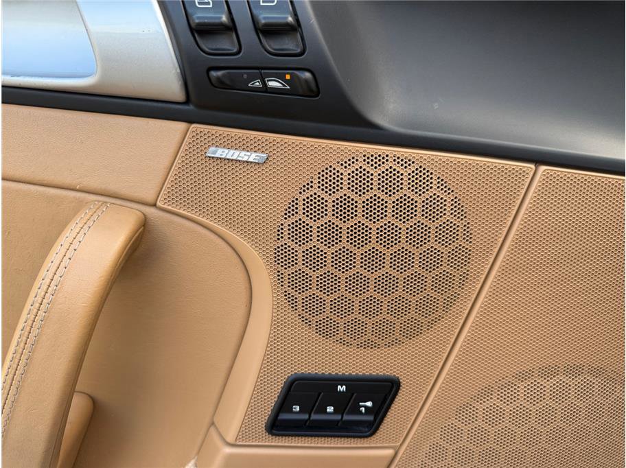 Used 2011 Porsche 911 Carrera 4S image 34