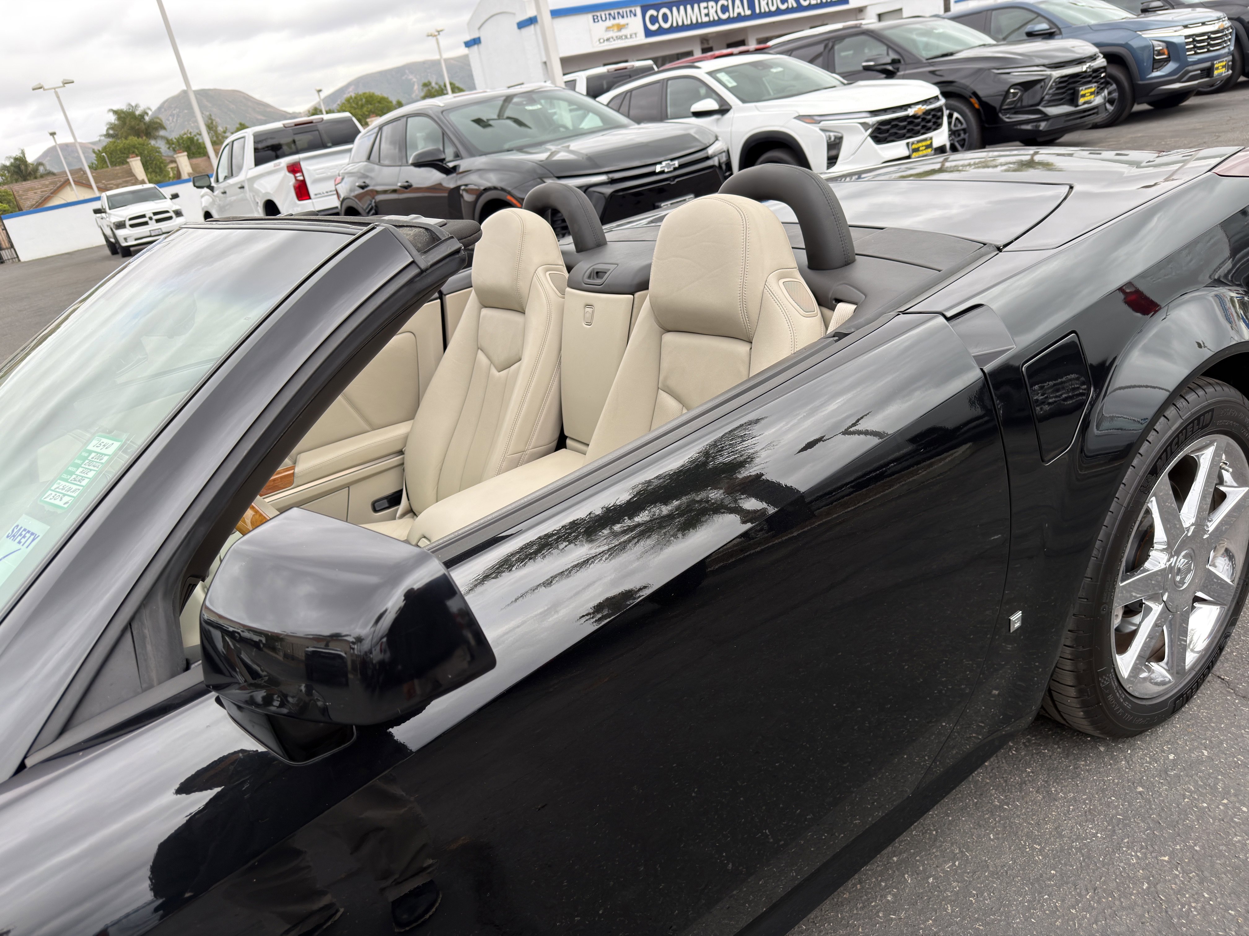 Used 2006 Cadillac XLR RWD image 52