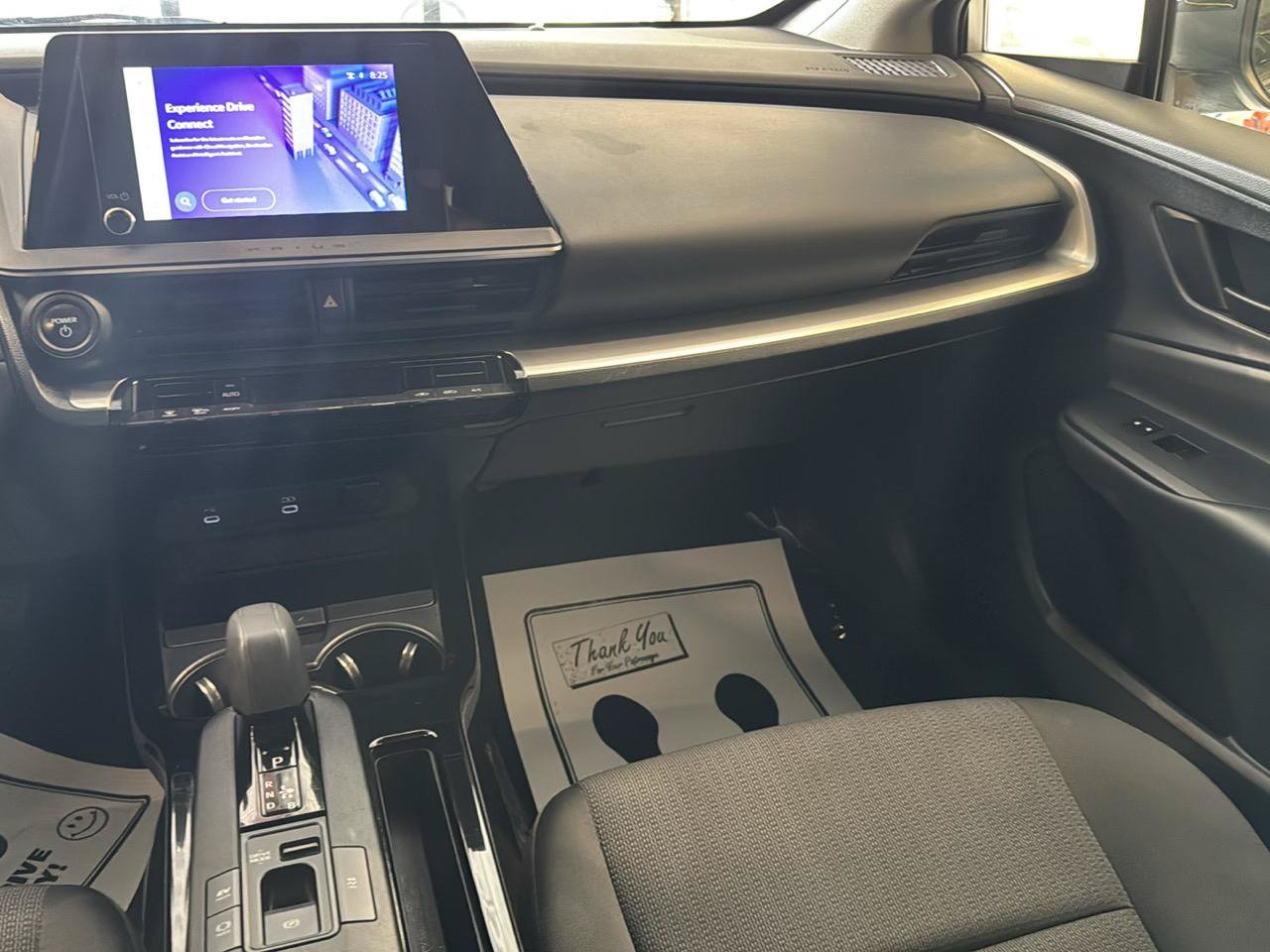 Used 2024 Toyota Prius LE FWD image 22