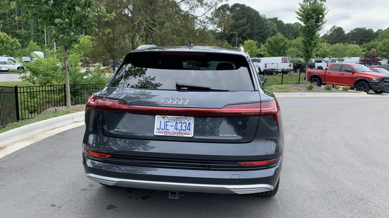 Used 2021 Audi e-tron Prestige w/ Prestige Package AWD/4WD image 7