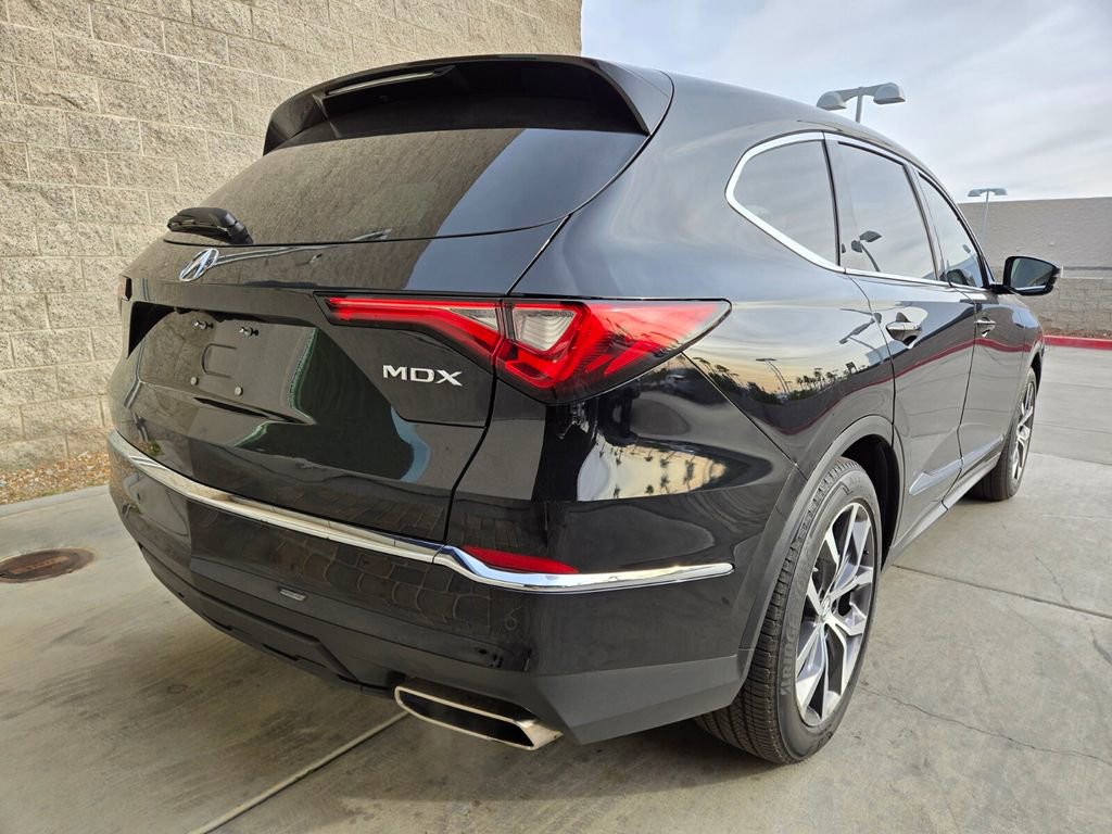 Used 2023 Acura MDX FWD w/ Technology Package image 4