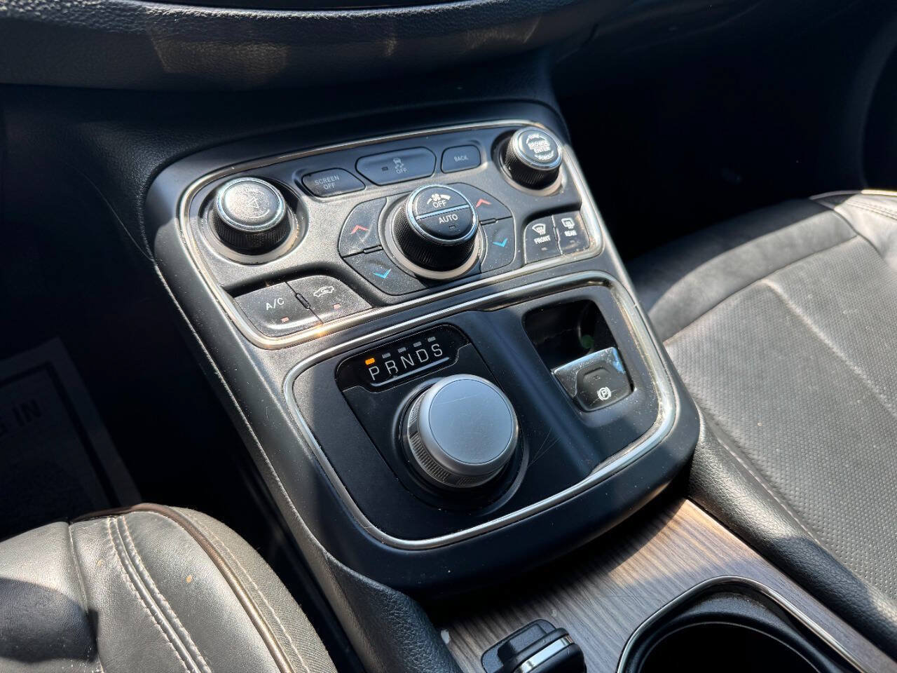 Used 2015 Chrysler 200 C w/ Navigation & Sound Group I AWD/4WD image 48
