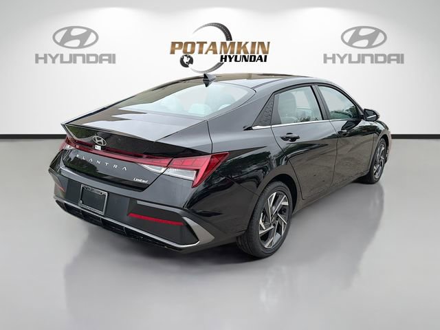 New 2026 Hyundai Elantra Limited image 5