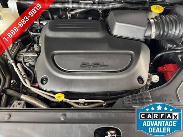 Used 2023 Chrysler Pacifica Touring-L FWD image 7