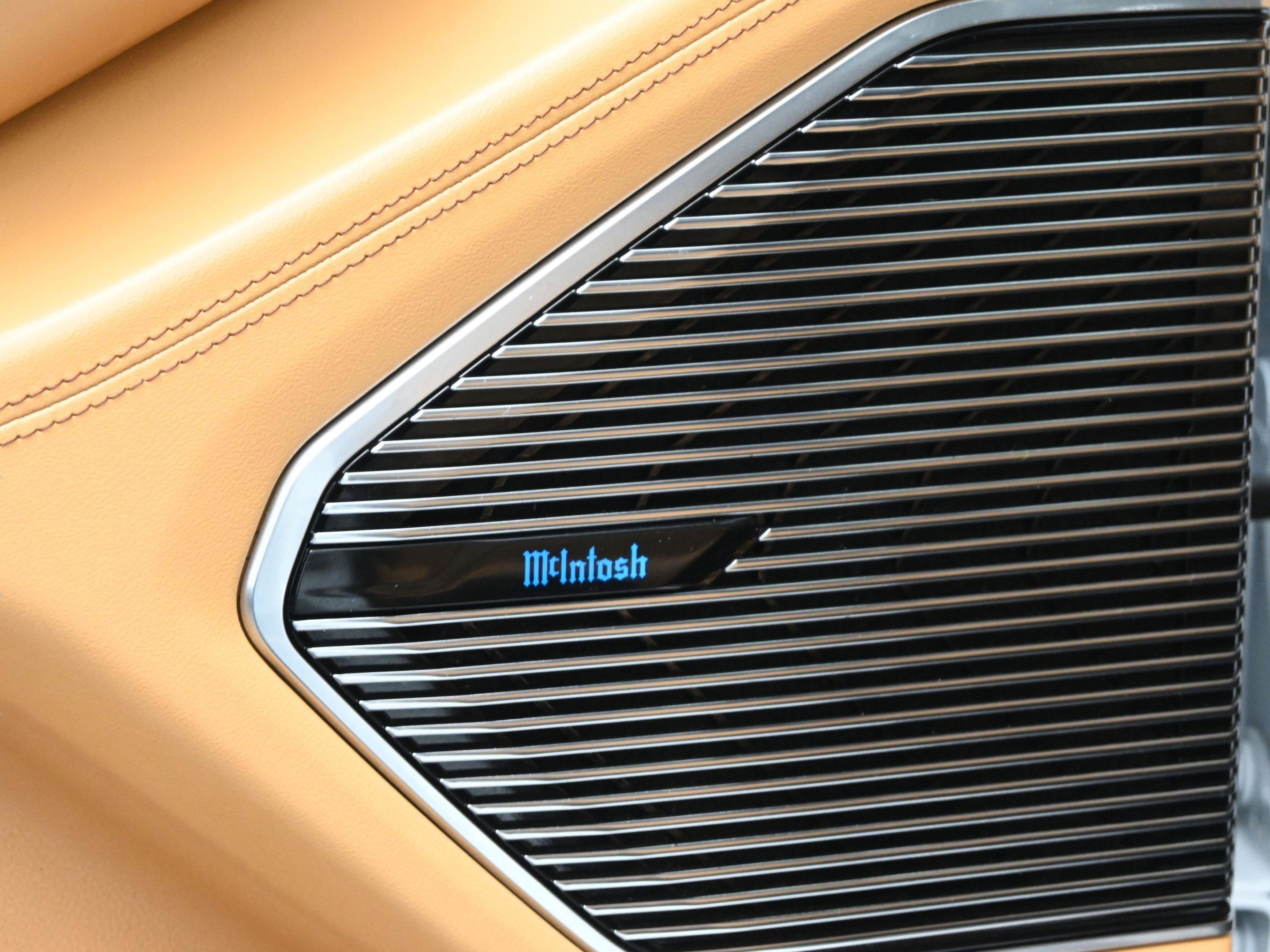 Used 2024 Jeep Grand Cherokee L Summit image 16