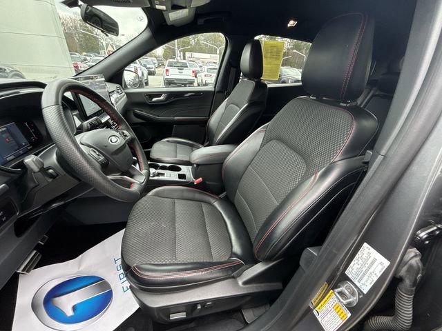 Used 2023 Ford Escape ST-Line w/ Tech Pack #1 FWD image 13