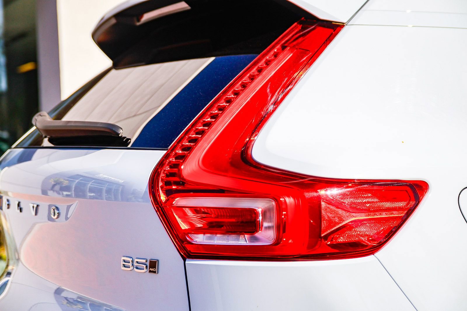 Used 2025 Volvo XC40 B5 Core AWD/4WD image 9