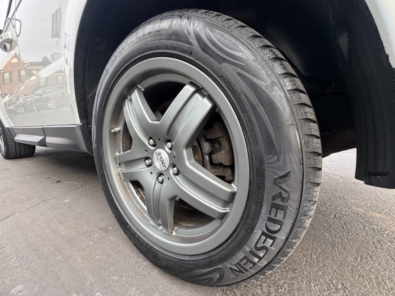 Used 2013 Land Rover Range Rover Sport HSE LUX image 27