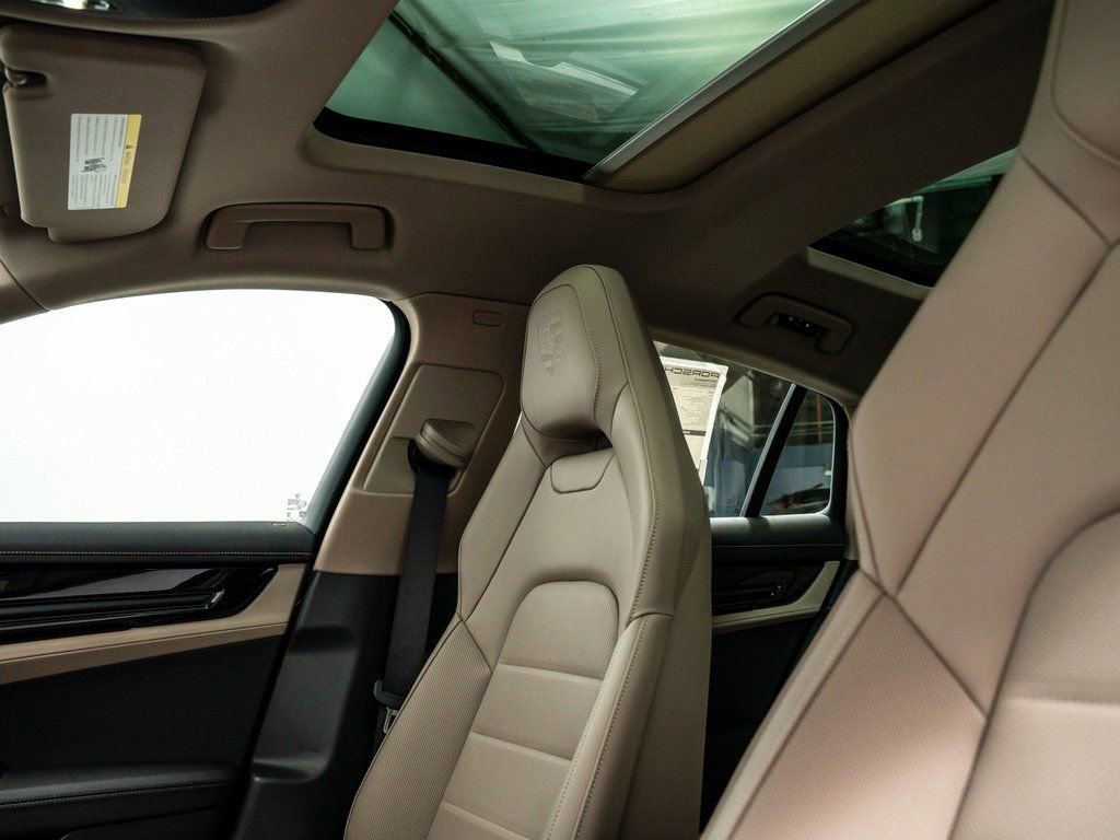 New 2026 Porsche Panamera 4 image 26