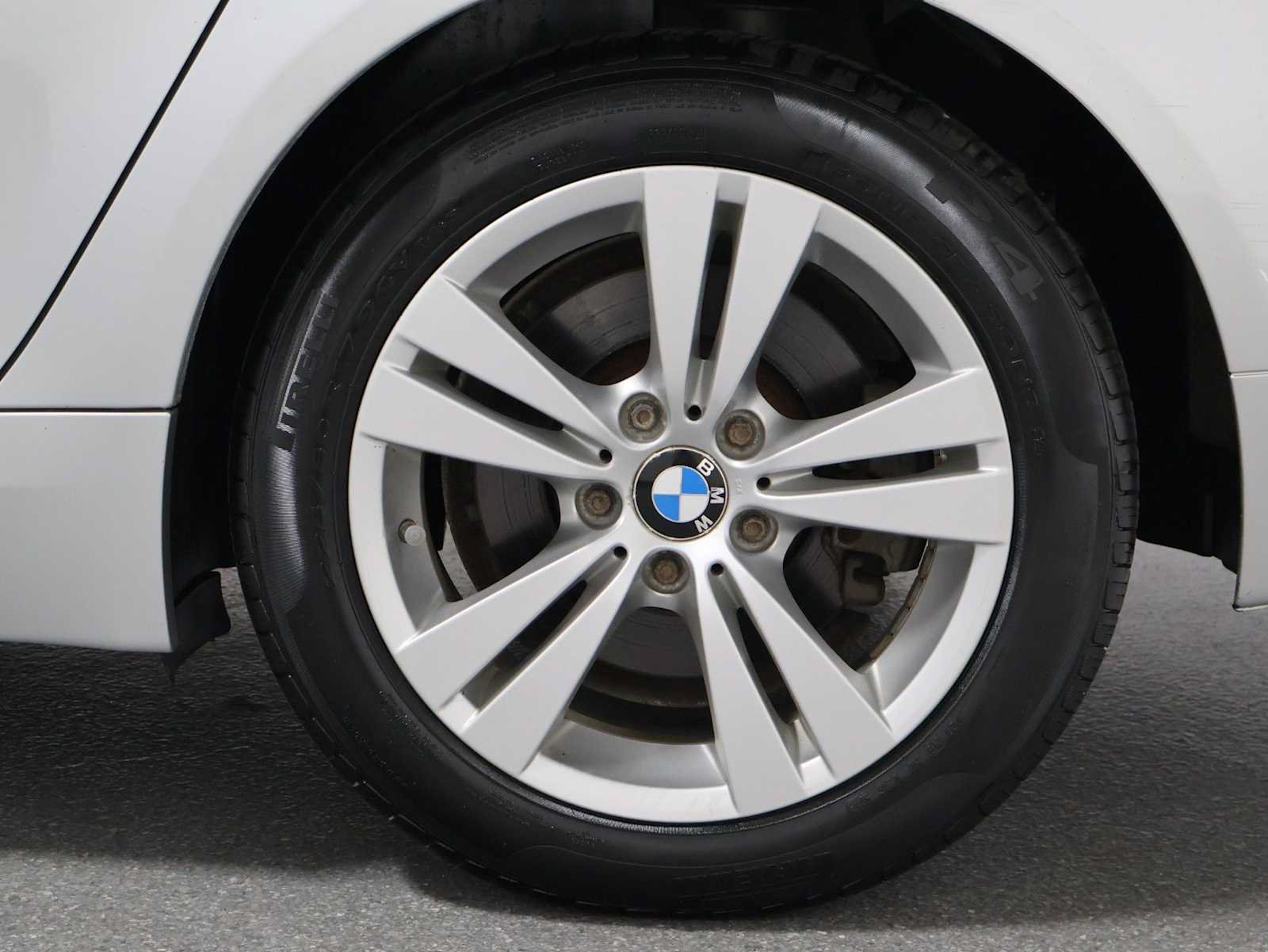 Used 2009 BMW 528i xDrive Sedan AWD/4WD image 34