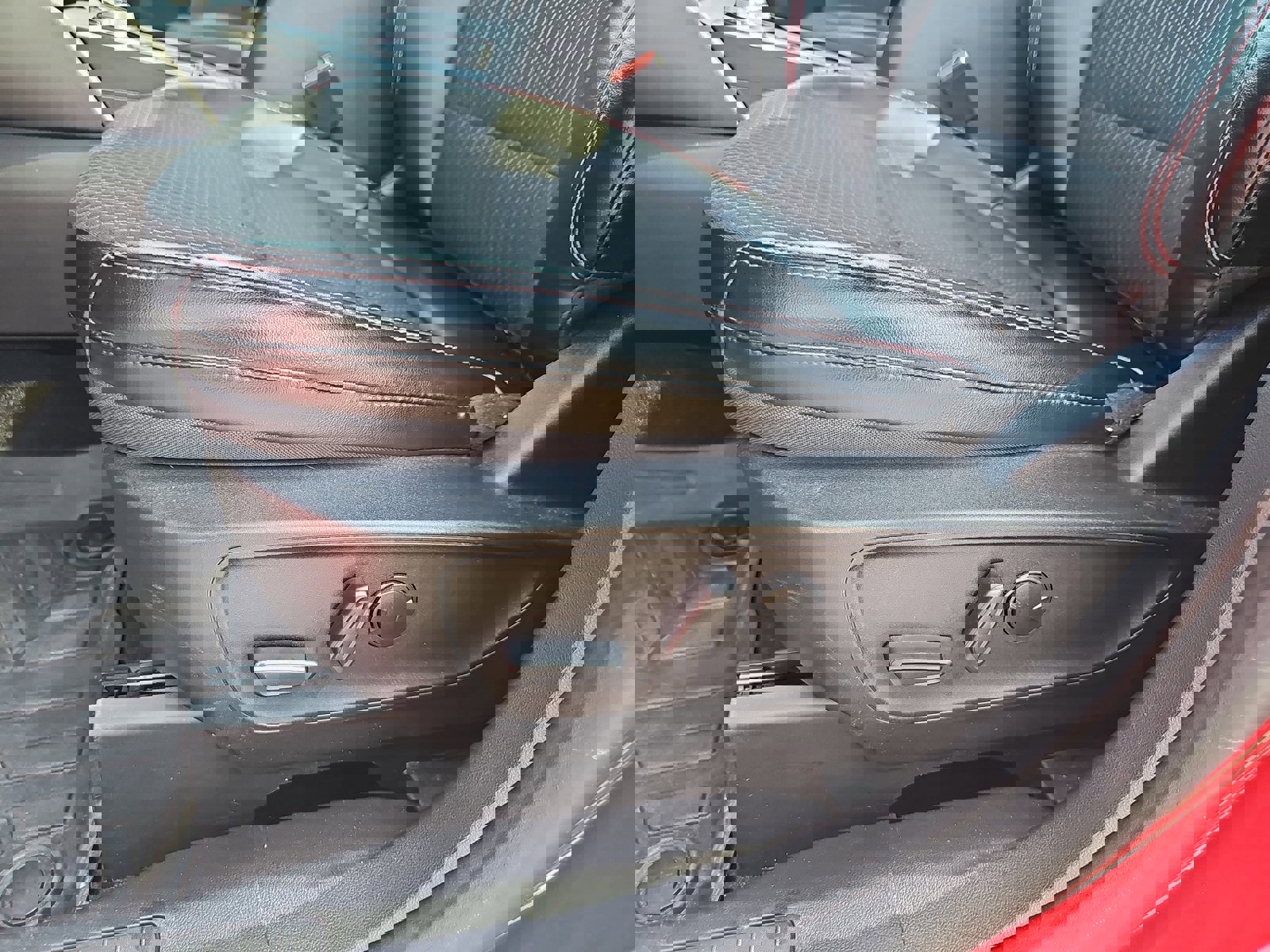 Used 2023 Ford Escape ST-Line w/ Tech Pack #1 image 16