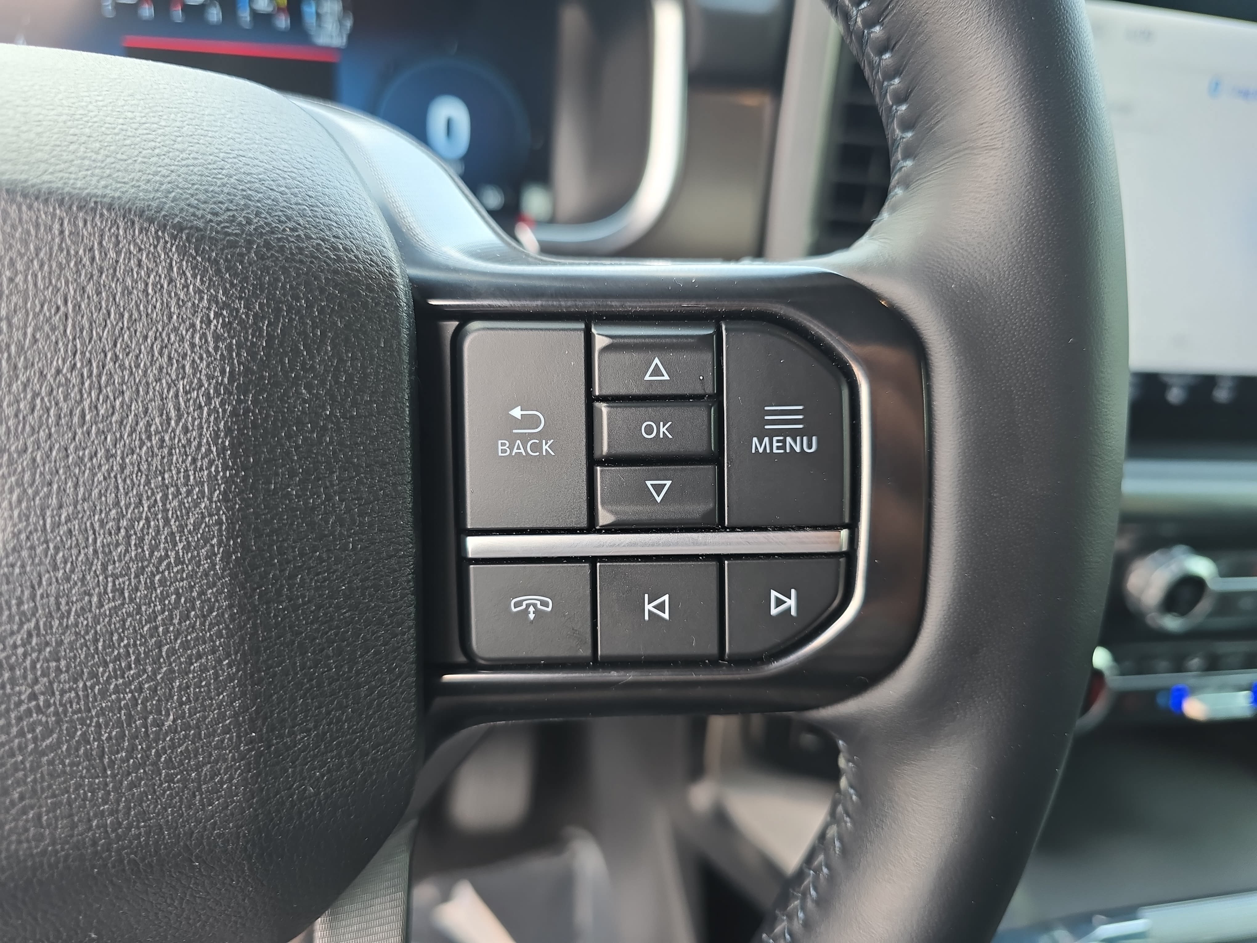 Used 2025 Ford F150 Platinum w/ FX4 Off-Road Package AWD/4WD image 20