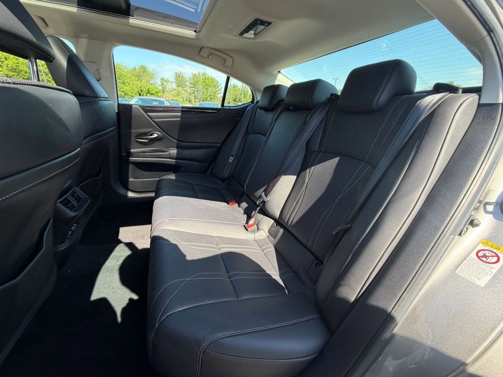 Used 2019 Lexus ES 350 w/ Accessory Package 2 FWD image 26