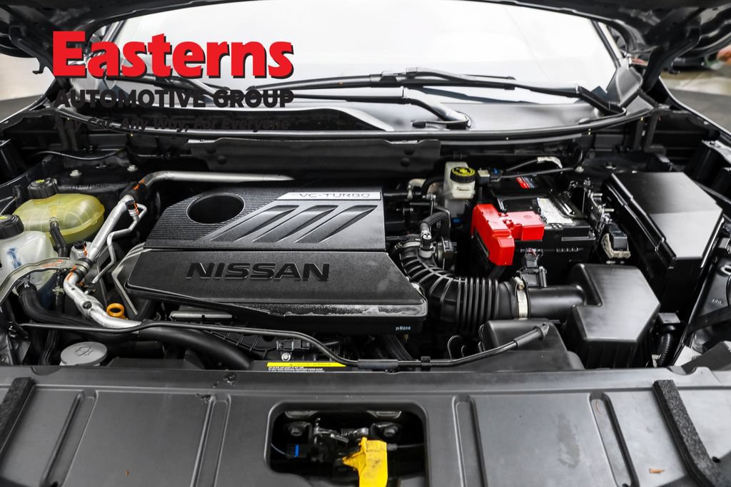 Used 2022 Nissan Rogue SV AWD/4WD image 6