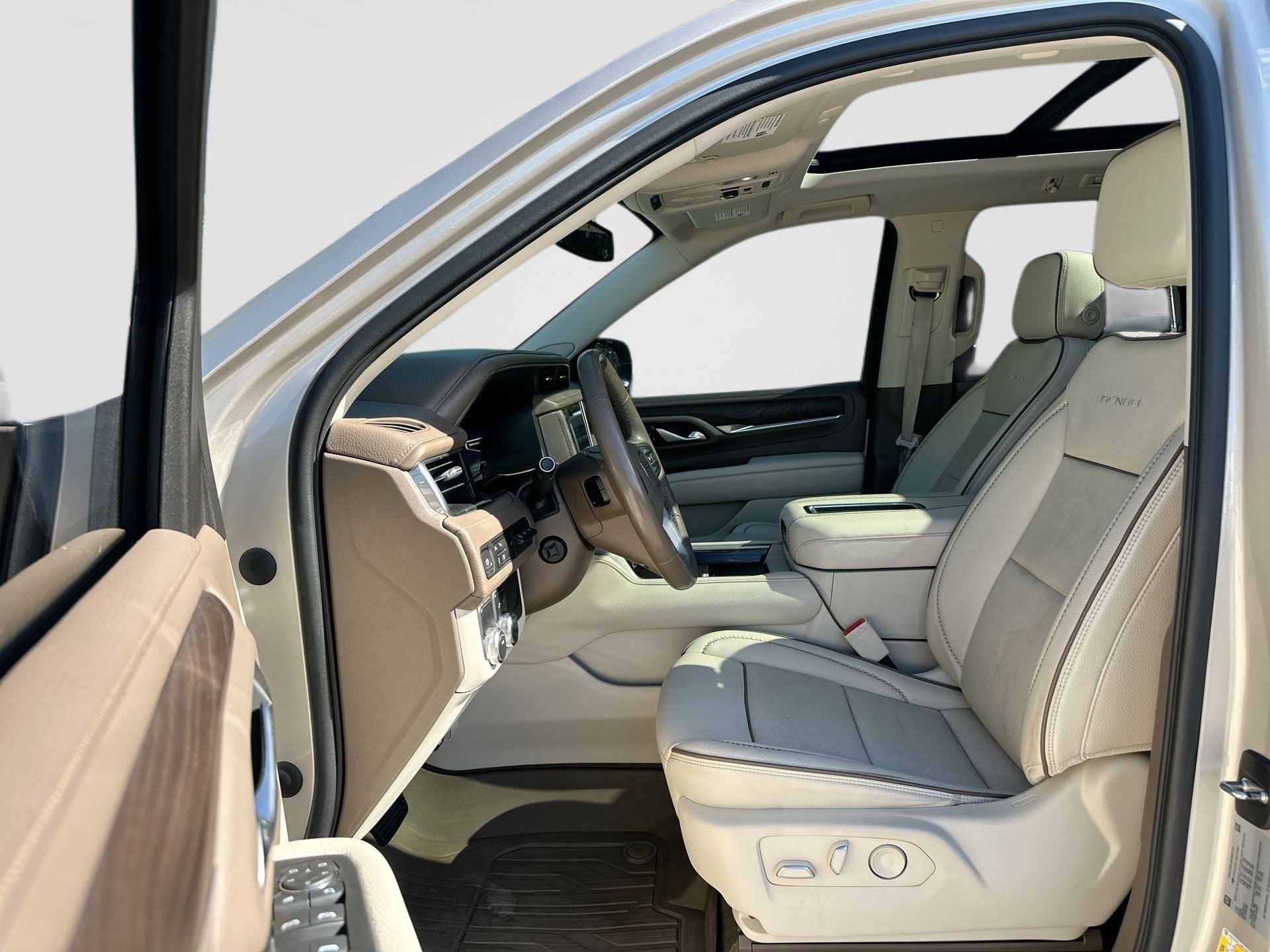 Used 2022 GMC Yukon Denali RWD image 20