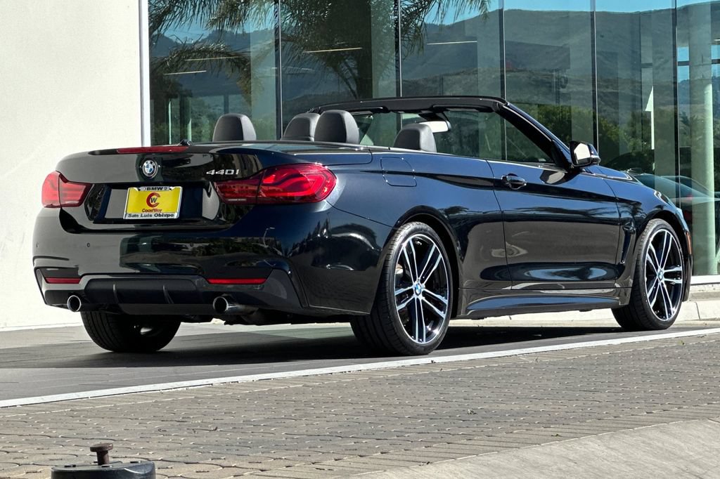 Used 2020 BMW 440i Convertible w/ M Sport Package RWD image 3