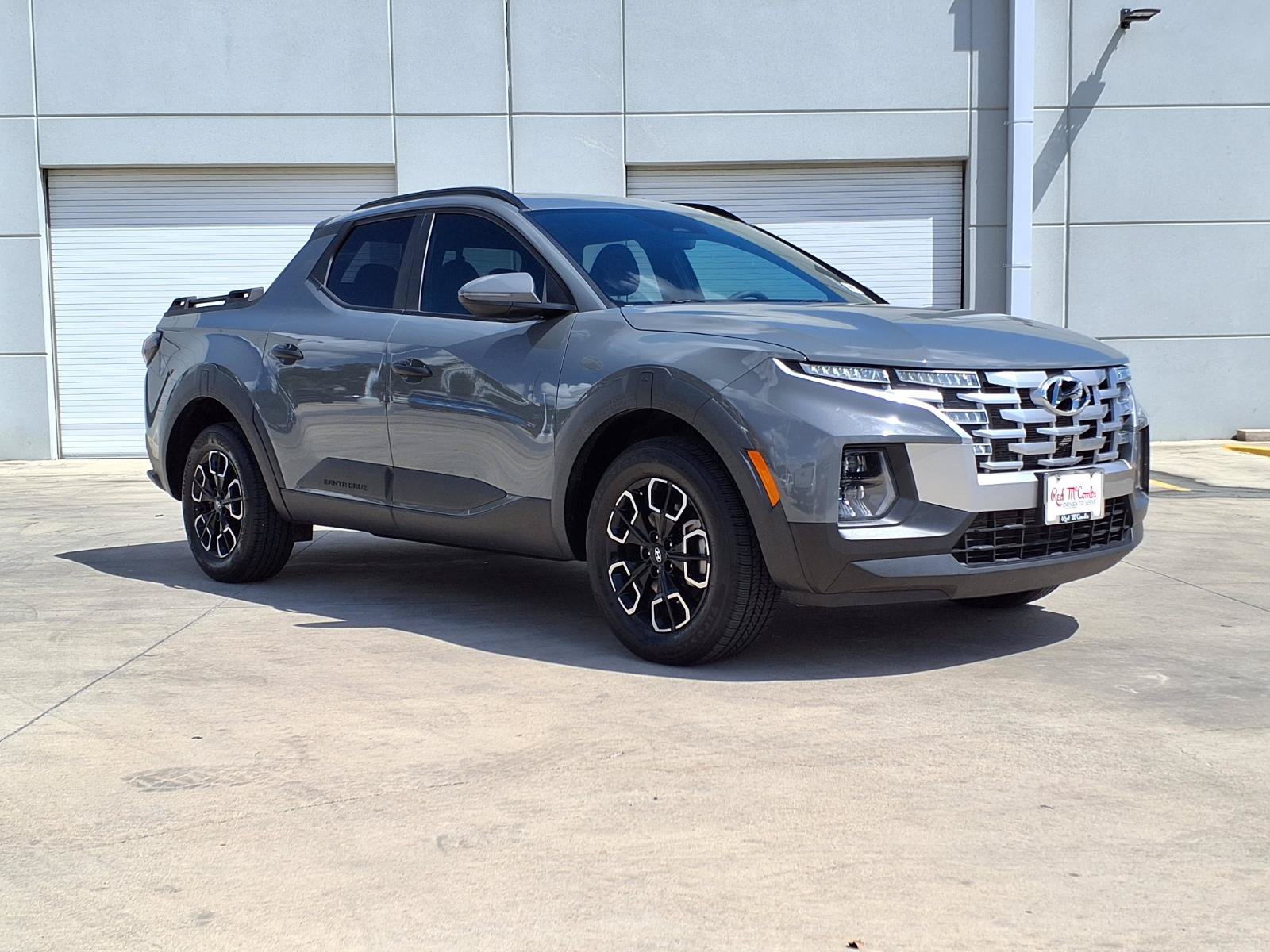 Used 2024 Hyundai Santa Cruz SEL w/ Activity Package AWD/4WD image 3