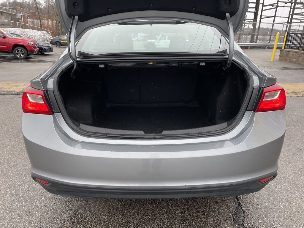 Used 2023 Chevrolet Malibu LT image 13
