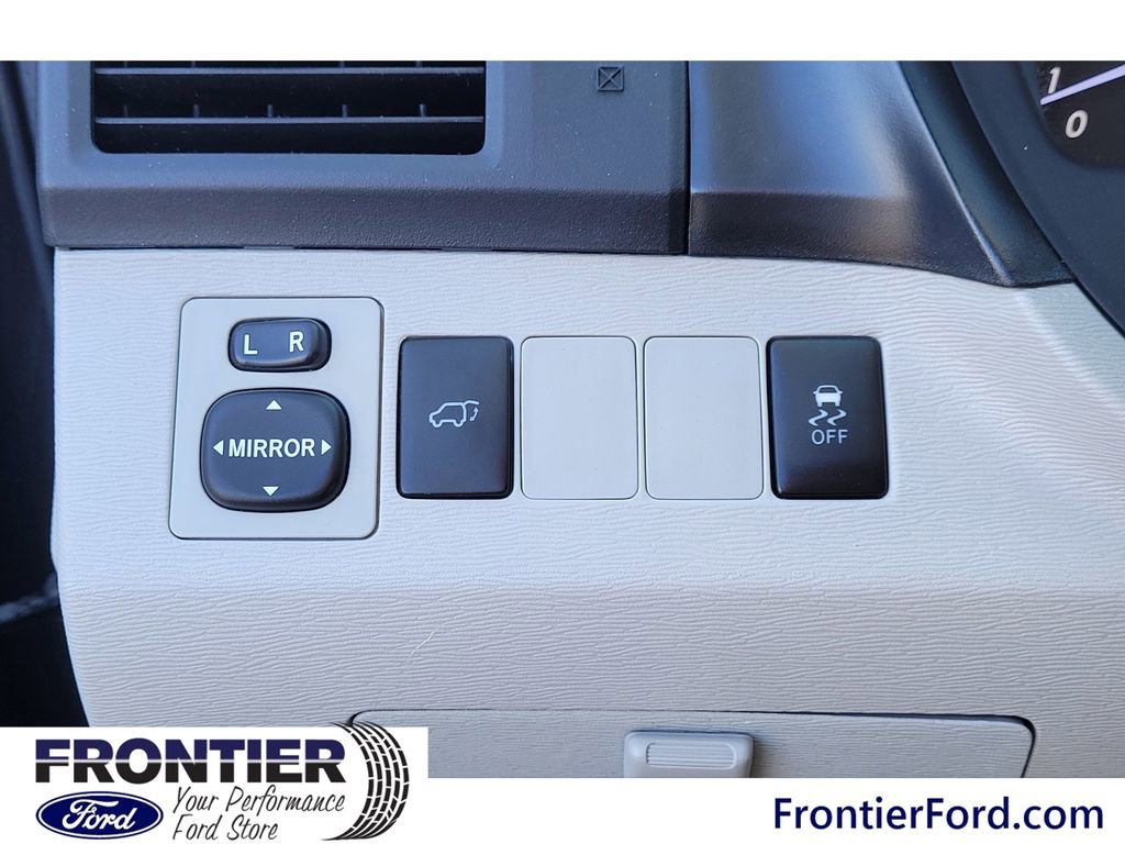 Used 2013 Toyota Venza Limited image 16