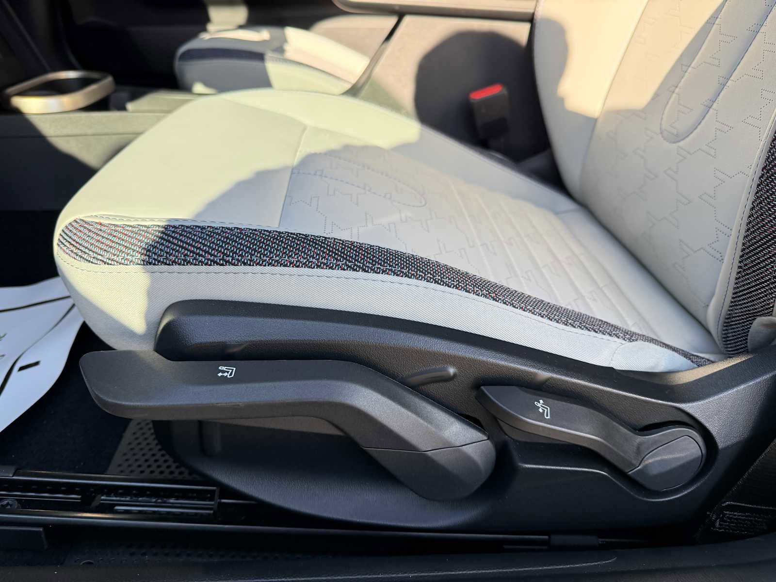 Used 2025 MINI Cooper S image 13