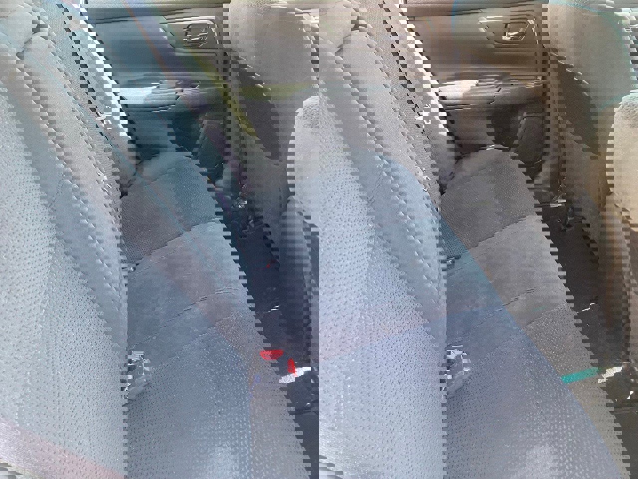 Used 2015 Nissan Altima 2.5 S w/ Sport Value Package image 7