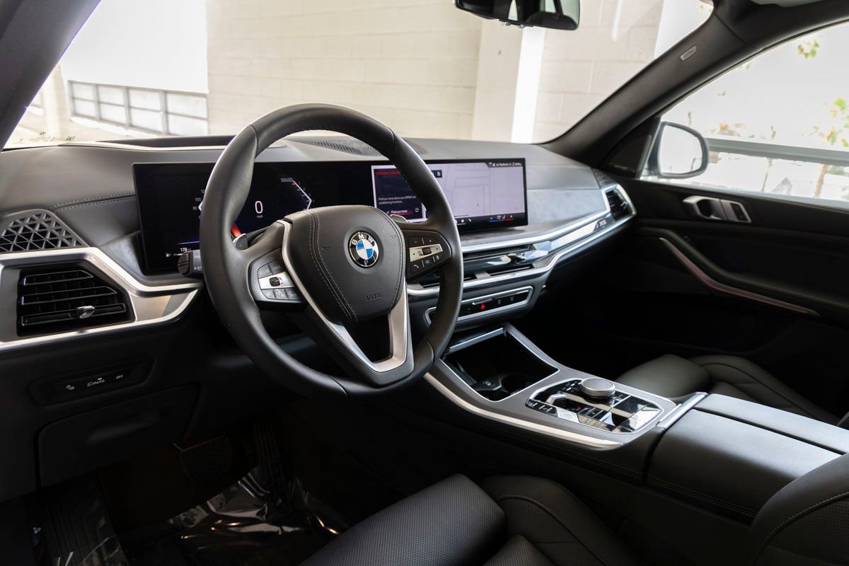 Certified 2024 BMW X5 sDrive40i w/ Premium Package image 15