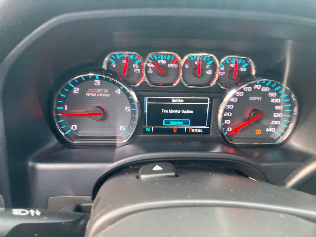 Used 2019 Chevrolet Silverado 1500 LT w/ All Star Edition image 19