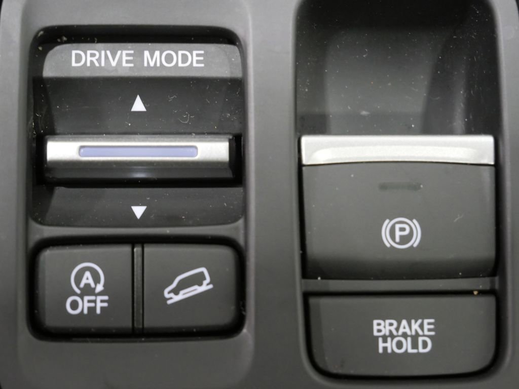 Used 2025 Honda Pilot Touring image 22