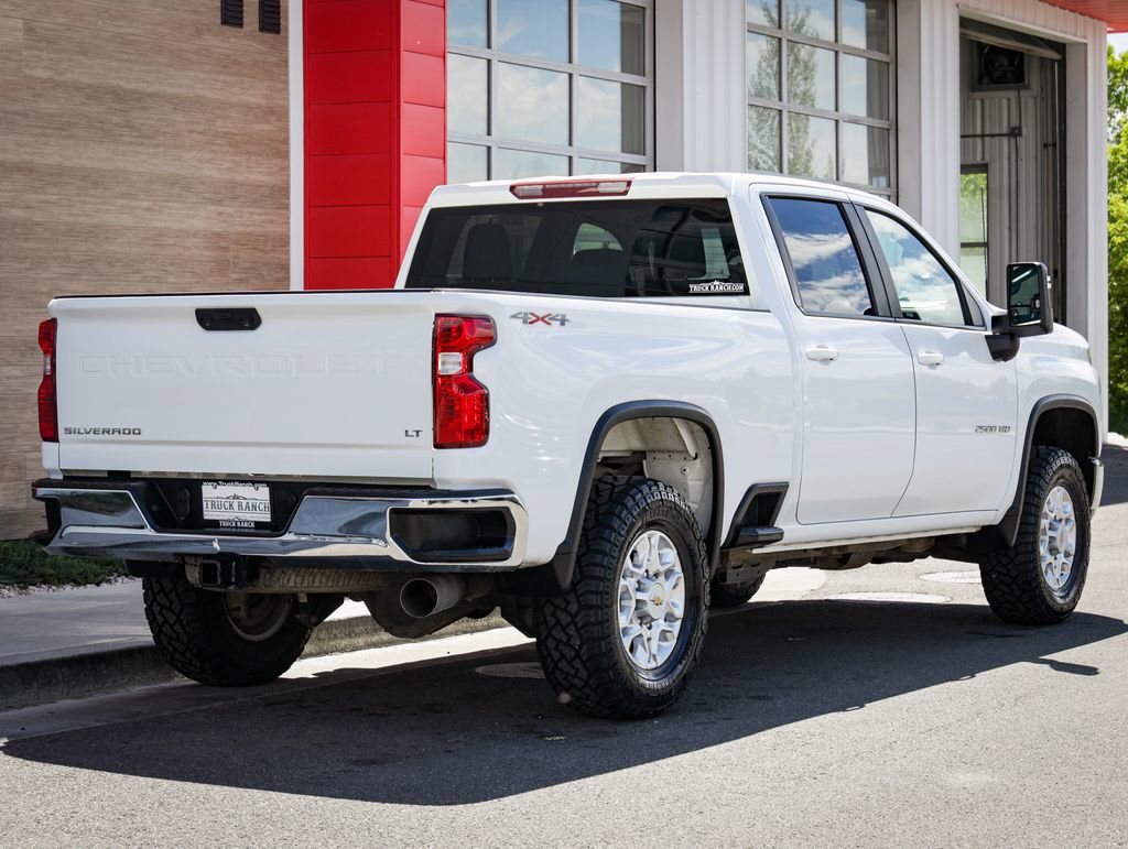 Used 2021 Chevrolet Silverado 2500 LT w/ Fleet Comfort Package AWD/4WD image 3