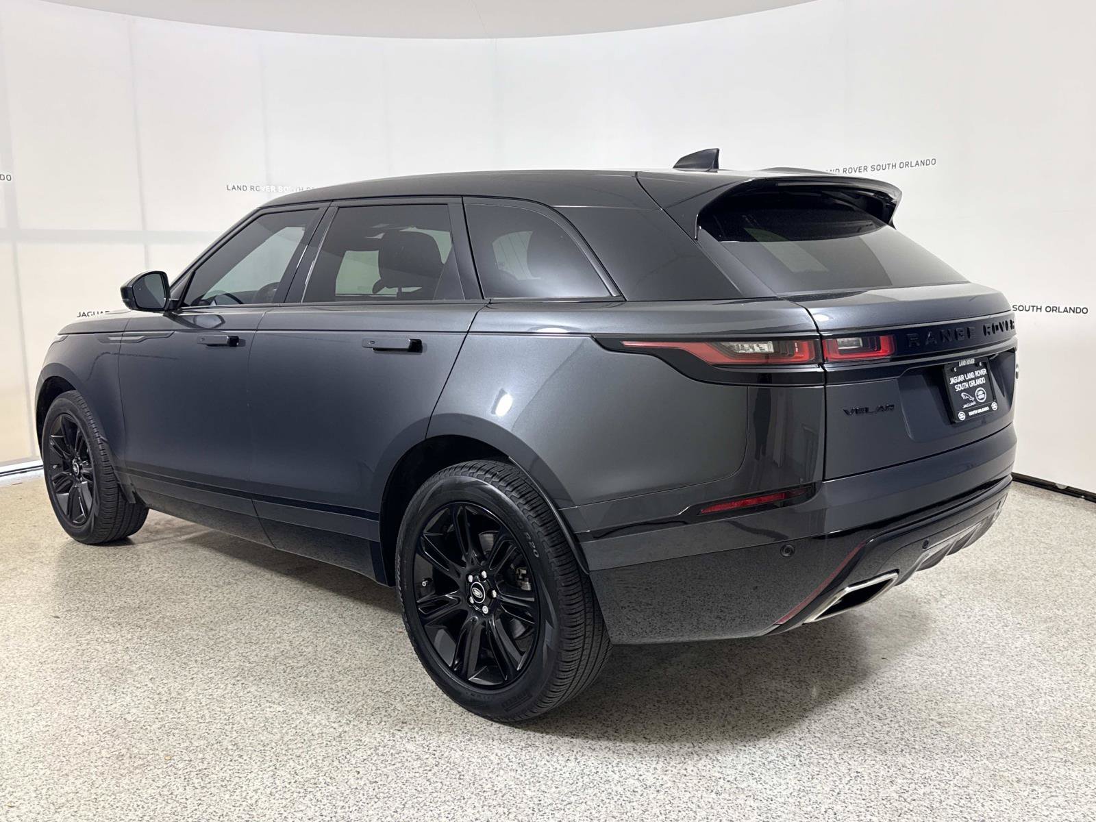 Used 2023 Land Rover Range Rover Velar R-Dynamic S AWD/4WD image 3