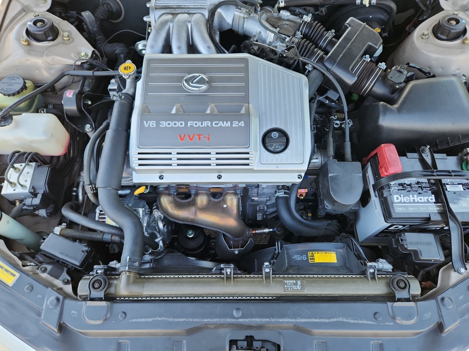 Used 2000 Lexus ES 330 w/ Lexus Value Pkg FWD image 20