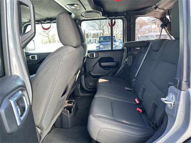 Used 2021 Jeep Wrangler Unlimited Willys image 13